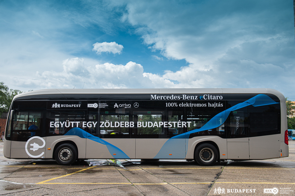 A jövő autóbusza Budapesten – Próbálja ki Ön is a Mercedes-Benz eCitarót!