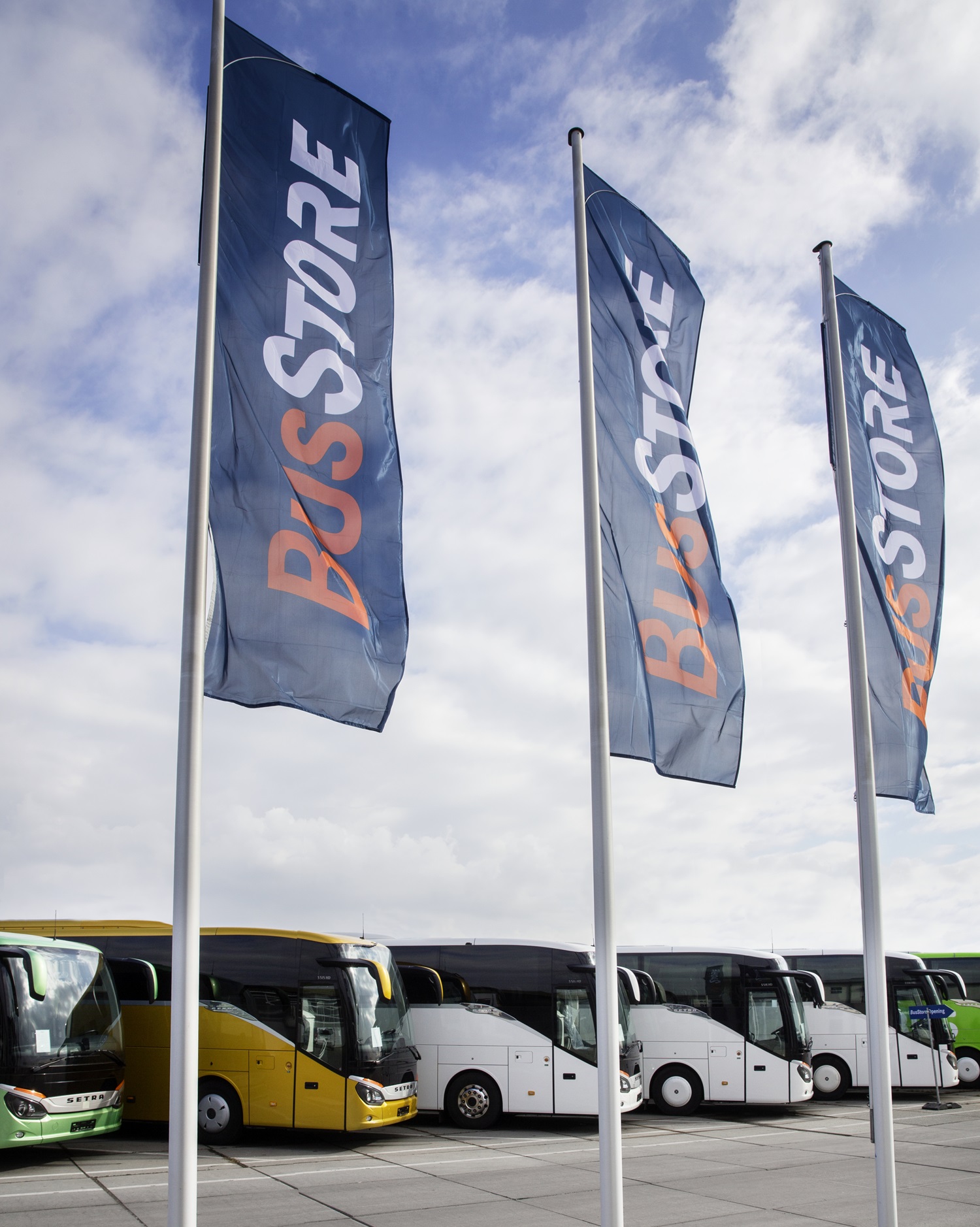 BusStore Opening: Gebrauchtbus Messe in 2019 BusStore Opening: pre owned buses show in 2019