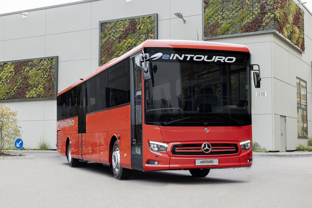 Mercedes Benz eIntouro Mercedes Benz eIntouro
