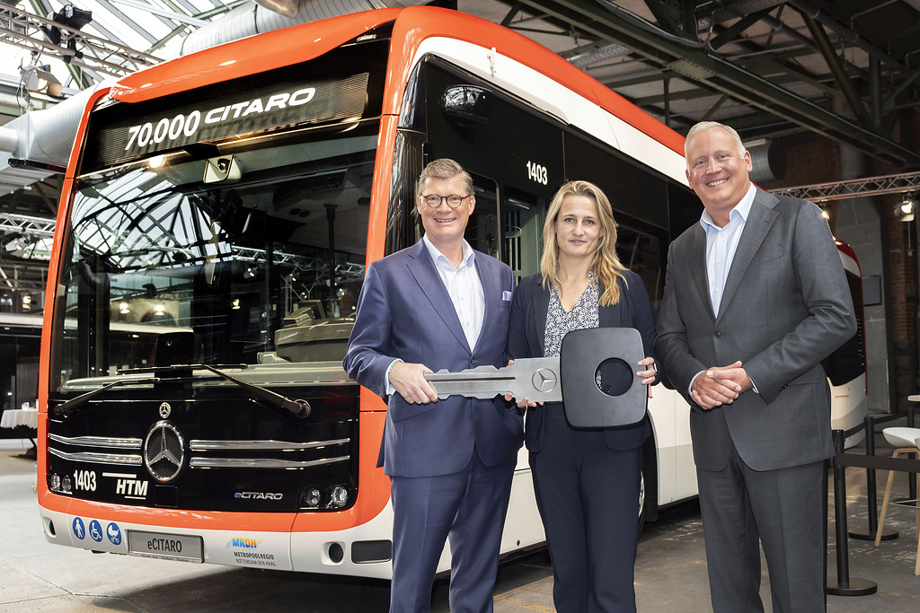 Rekord: A Mercedes-Benz 70 000. Citaro busza – az elektromos jubileumi eCitaro busz Hollandiában állt forgalomba