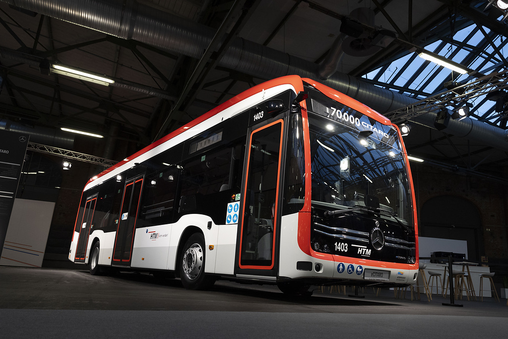 A Mercedes-Benz 70 000. Citaro busza – az elektromos jubileumi eCitaro busz Hollandiában állt forgalomba